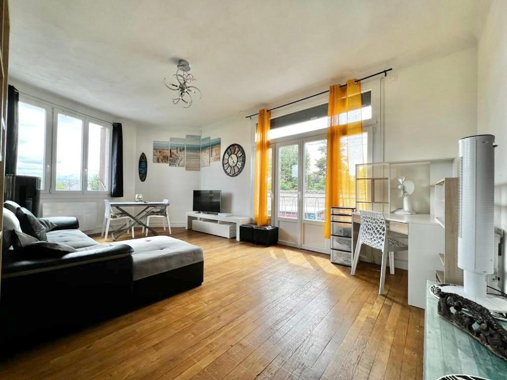 Appartement F2+ Au Bord De L’Eau à Moret-sur-Loing Extérieur photo